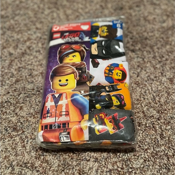 Boys briefs size 8 - Picture 1 of 1